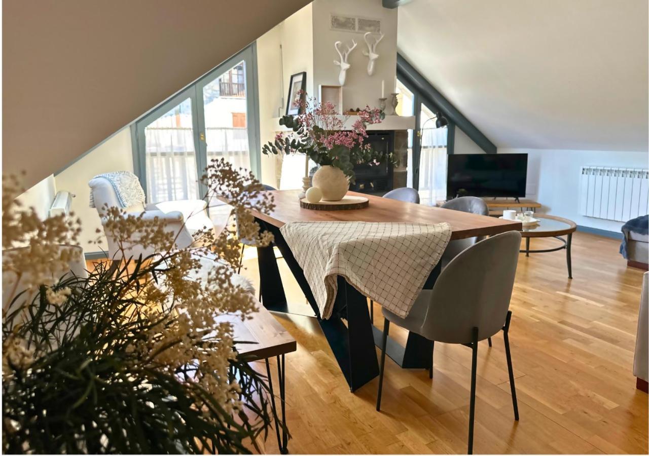 Ferienwohnung Caldares Exclusivo Atico En El Pueyo De Jaca Panticosa Exterior foto
