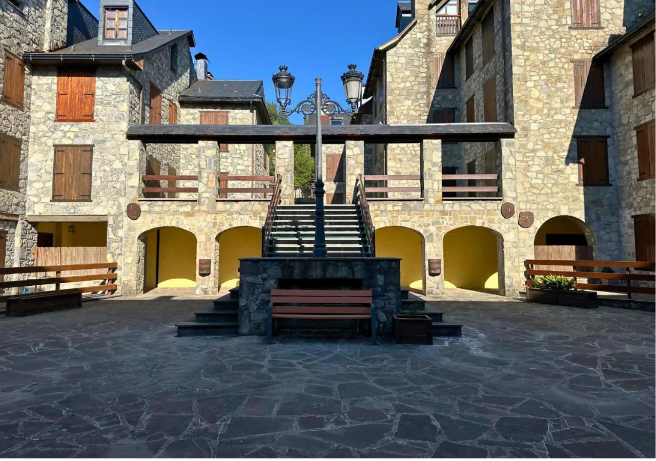 Ferienwohnung Caldares Exclusivo Atico En El Pueyo De Jaca Panticosa Exterior foto