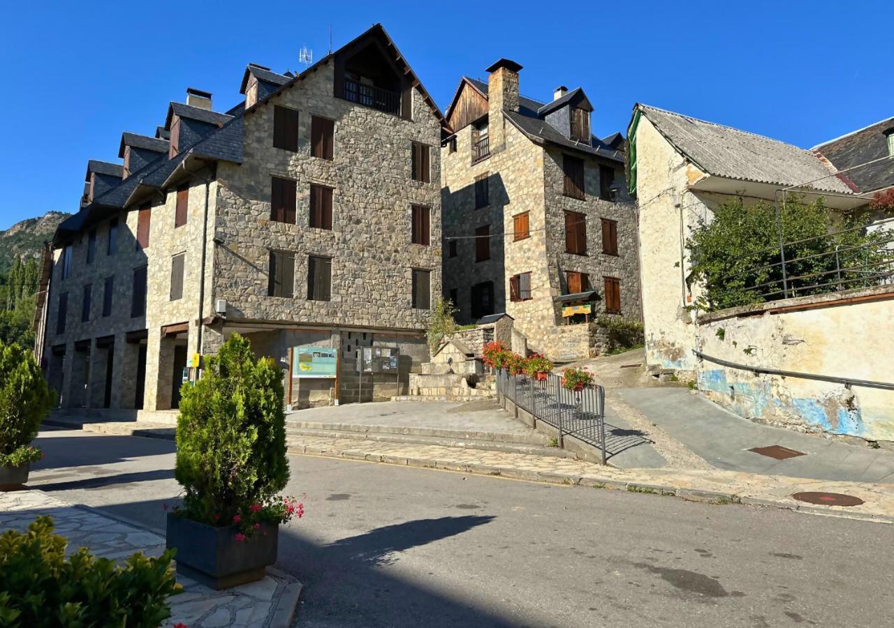 Ferienwohnung Caldares Exclusivo Atico En El Pueyo De Jaca Panticosa Exterior foto