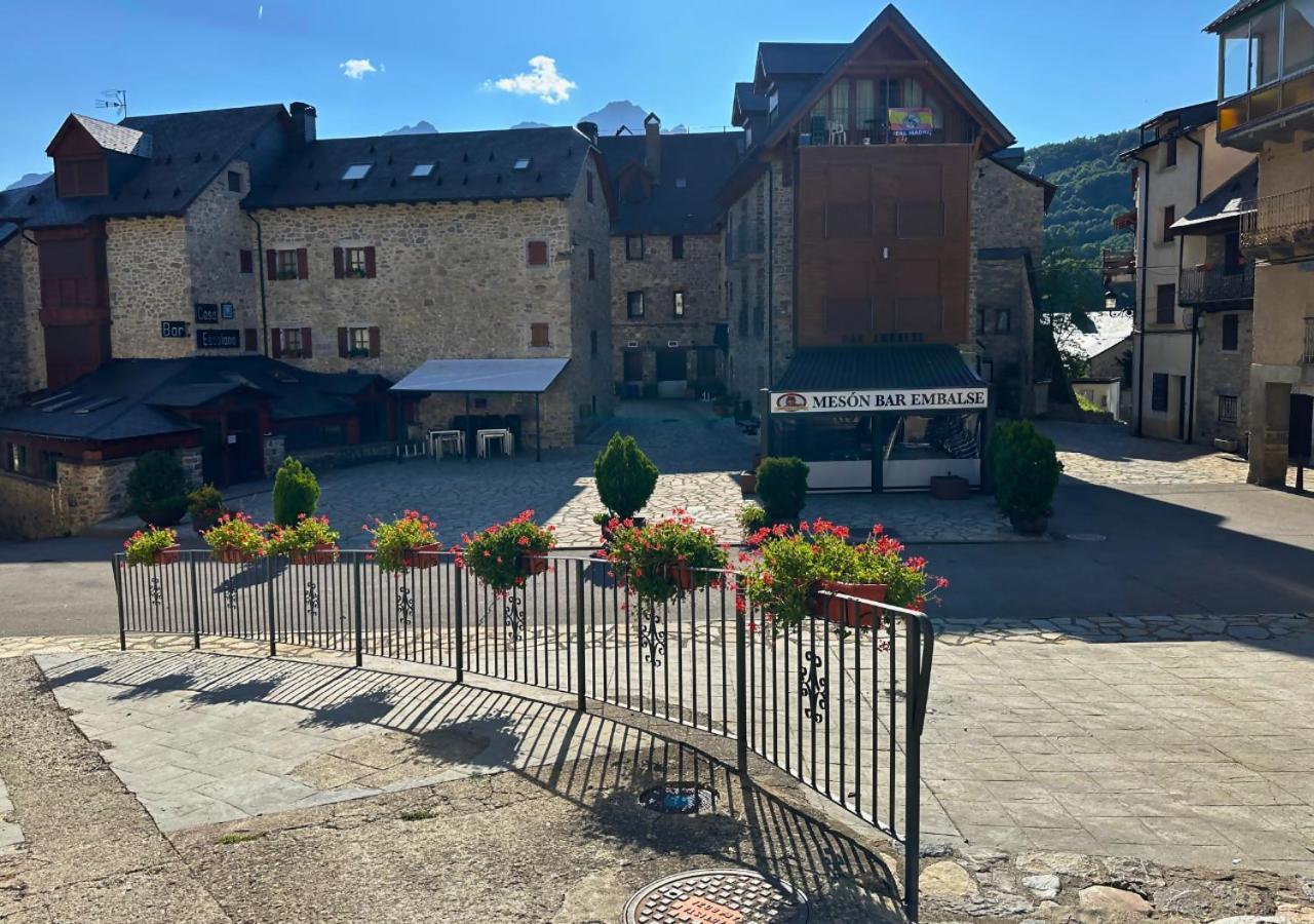 Ferienwohnung Caldares Exclusivo Atico En El Pueyo De Jaca Panticosa Exterior foto